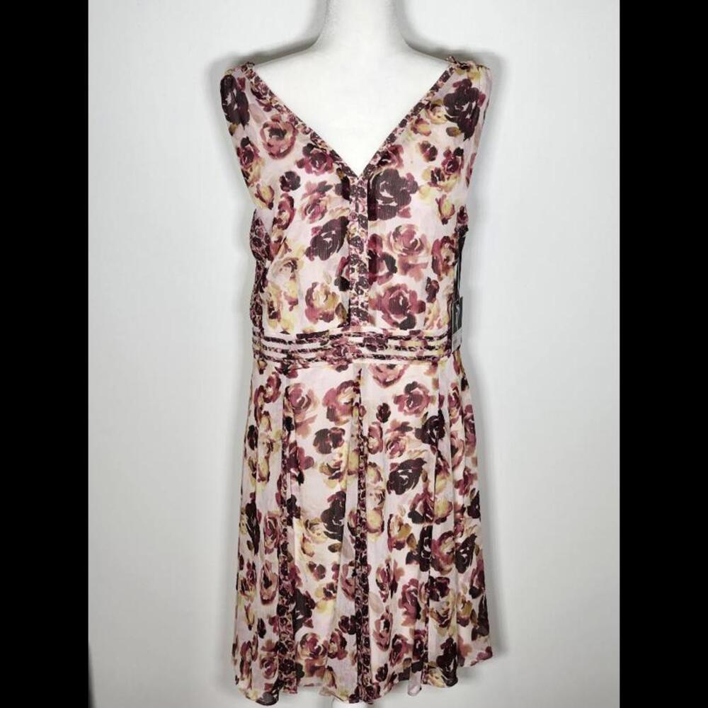 NWT Vera Want Dress